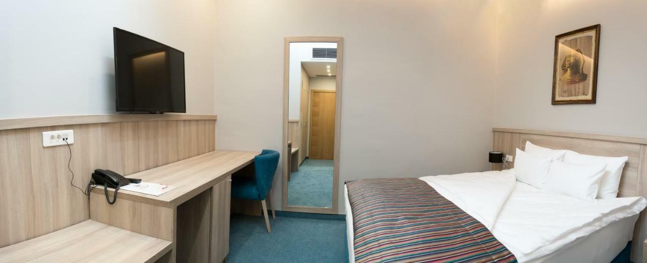 באניה לוקה Hotel Jelena מראה חיצוני תמונה